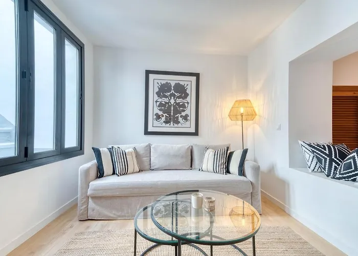 아파트 Chic Andalusian Retreat 에스테포나