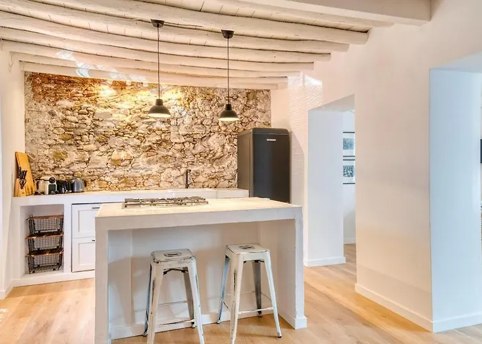 Chic Andalusian Retreat 아파트