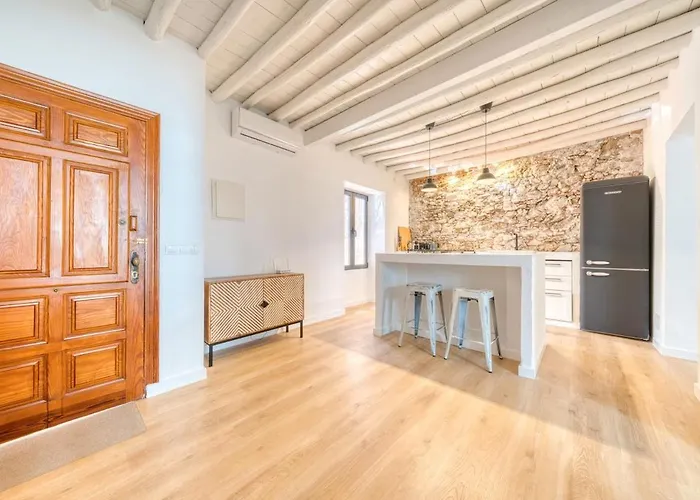 Chic Andalusian Retreat 아파트 에스테포나