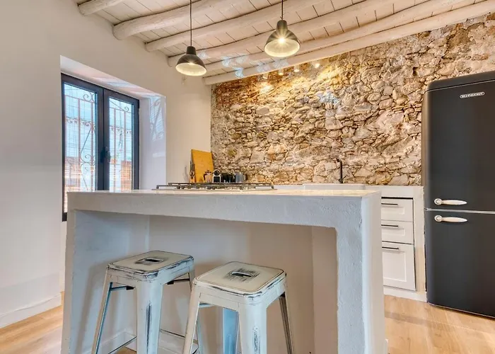 Chic Andalusian Retreat 아파트 *